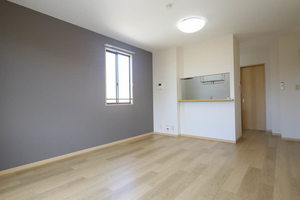 シャーメゾンまほろばⅣ 201号-3