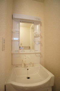 ラ・ルミエール 202号-4