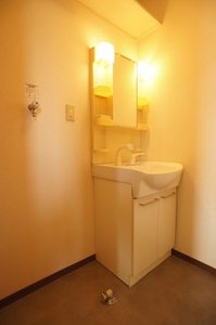 シャーメゾン山の手 202号-8