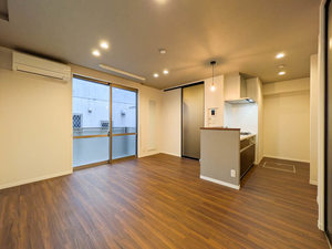 メゾンファミーユ 101号-1