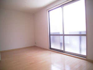 シャーメゾンロワール 103号-3