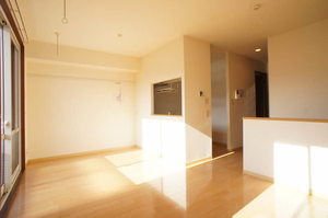 シャーメゾン樹光 203号-2