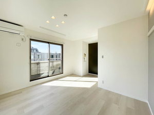 シャーメゾン　ブーケ 302号-2