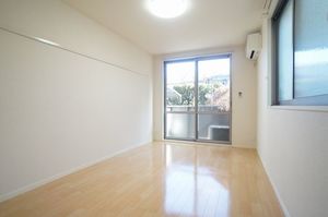 カーサ西高島平 106号-3