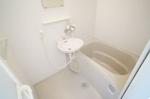 ルミエール六町Ｂ 101号-8