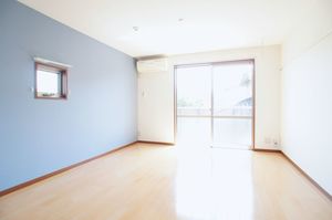 シャーメゾン南大沢 201号-2