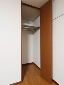 ケーワイ　コート 203号-8