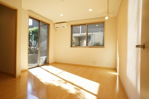 クローバーハイム 101号-2