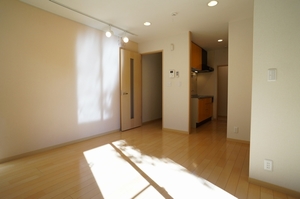 クローバーハイム 101号-3