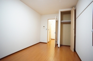 Ｔｈｉｎｅｈ　Ｆｌａｔ’ｓ（ティネフラッツ） 101号-5