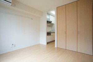 エス　ルミエール 301号-3