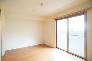エタニティコート赤坂氷川町 102号-3