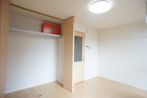 レイヴァーコースト 302号-3