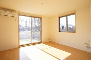 シャーメゾン　エテルノＡ 101号-4