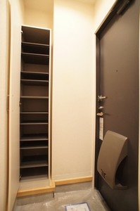 メゾン・サウスロック 102号-11