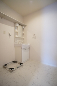 メゾン・シャテーヌ 201号-9