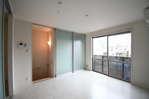 シャーメゾン竹の塚 202号-3