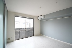 シャーメゾン竹の塚 202号-4