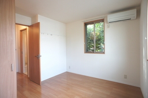 シャーメゾン石和 202号-7