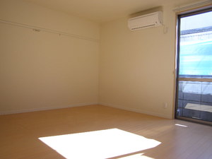 ウインズガ－デン 102号-2