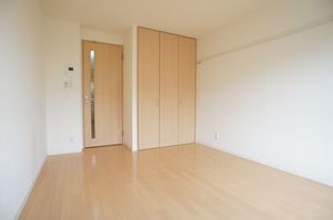 コンフォール祐天寺B 202号-4