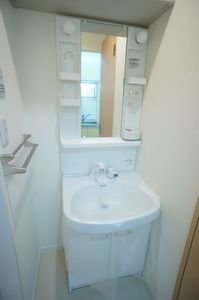 コンフォール祐天寺B 202号-9