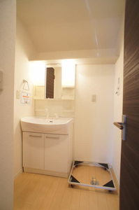 アザレアコート 201号-9