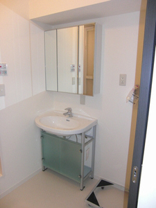 グラン弁天町 102号-7