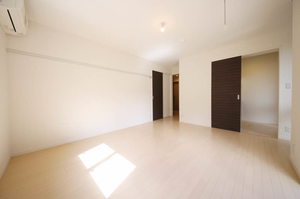 Ｃｒｅｓｔ　Ｃｏｕｒｔ 105号-4