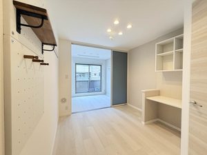 ベレオ桜川 302号-4