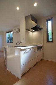 ファミーユ 102号-2