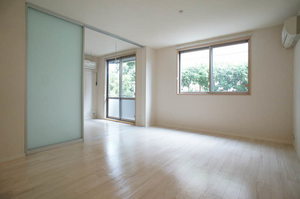 ファミーユ 103号-3