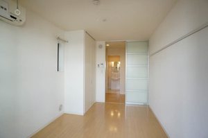 シャーメゾン北青山 101号-3