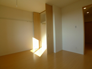 ヴィラ　フロイント 203号-6