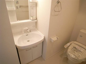 ラ　マーレ小豆沢 102号-4