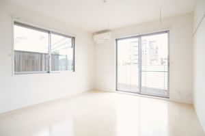 エスト・ロマール 103号-2