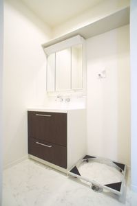 エスト・ロマール 103号-9