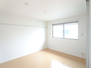 メゾン北町 102号-3
