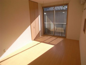 グローリア 201号-2