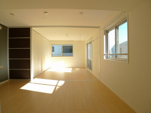 ラフィネ桜坂 203号-4