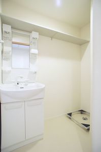 ’Ａｉｎａ　ｐａｌｉ 103号-9