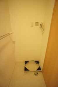 シュロス小竹 201号-9