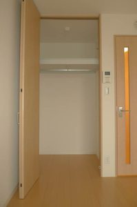 シュロス小竹 302号-4