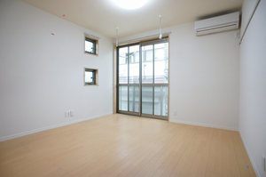 マ　メゾン 201号-3