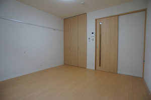 マ　メゾン 201号-4