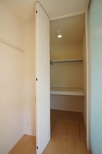 ガレリア 102号-5