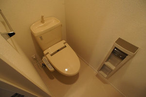 メゾン・プラッツ 201号-9