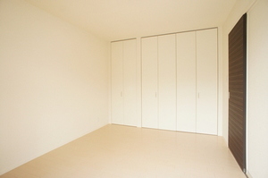 プレジール古川渡 102号-5