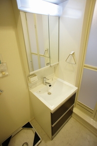 シャーメゾン西六 101号-8