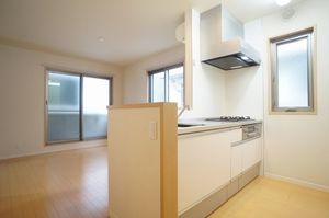 シャルム・ドマーニ 202号-3